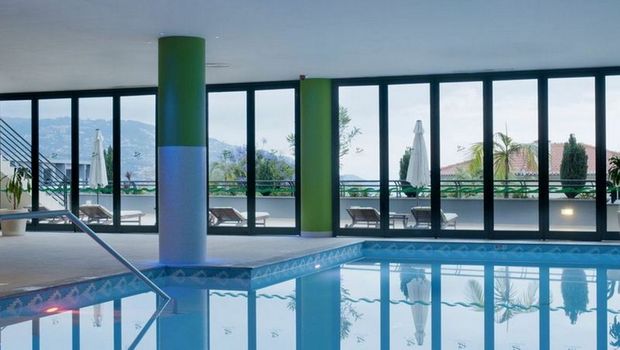 Hallenbad im Hotel Panoramico