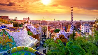 Barcelona, Park Güell bei Sonnenuntergang