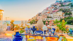 Positano, bunte Keramik