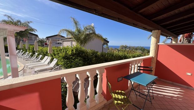 Borgo di Santa Barbara, Balkonzimmerbeispiel