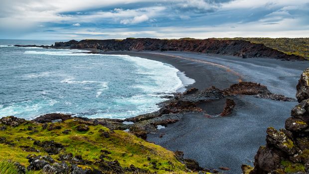 Schwarzer Strand Djupalonssandur