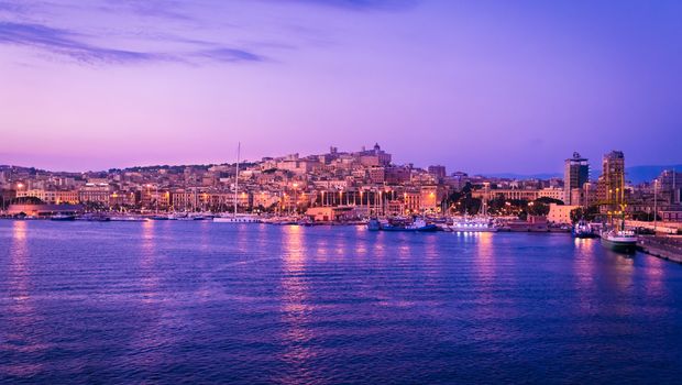 Cagliari bei Sonnenuntergang