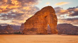 Jabal AlFil – Elefantenfels in der Wüstenlandschaft von Al Ula