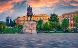 Tirana, Skanderbeg-Platz