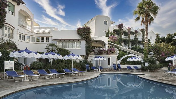 Hotel Continental Terme, Außenansicht mit Pool