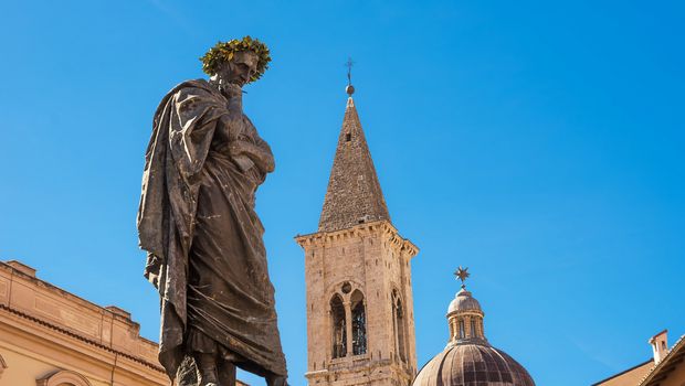 Ovid's Statue Sulmona c Angelo D'Amico, AdobeStock