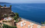 Blick auf das Meer am Hotel Corallo bei Sorrent in Italien