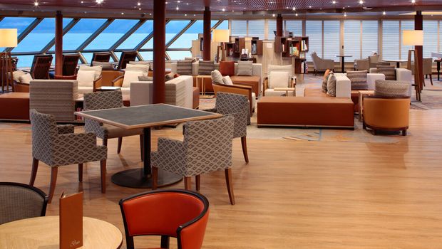 Westerdam, Café