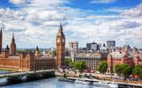 Westminster Bridge mit Blick auf Big Ben, London